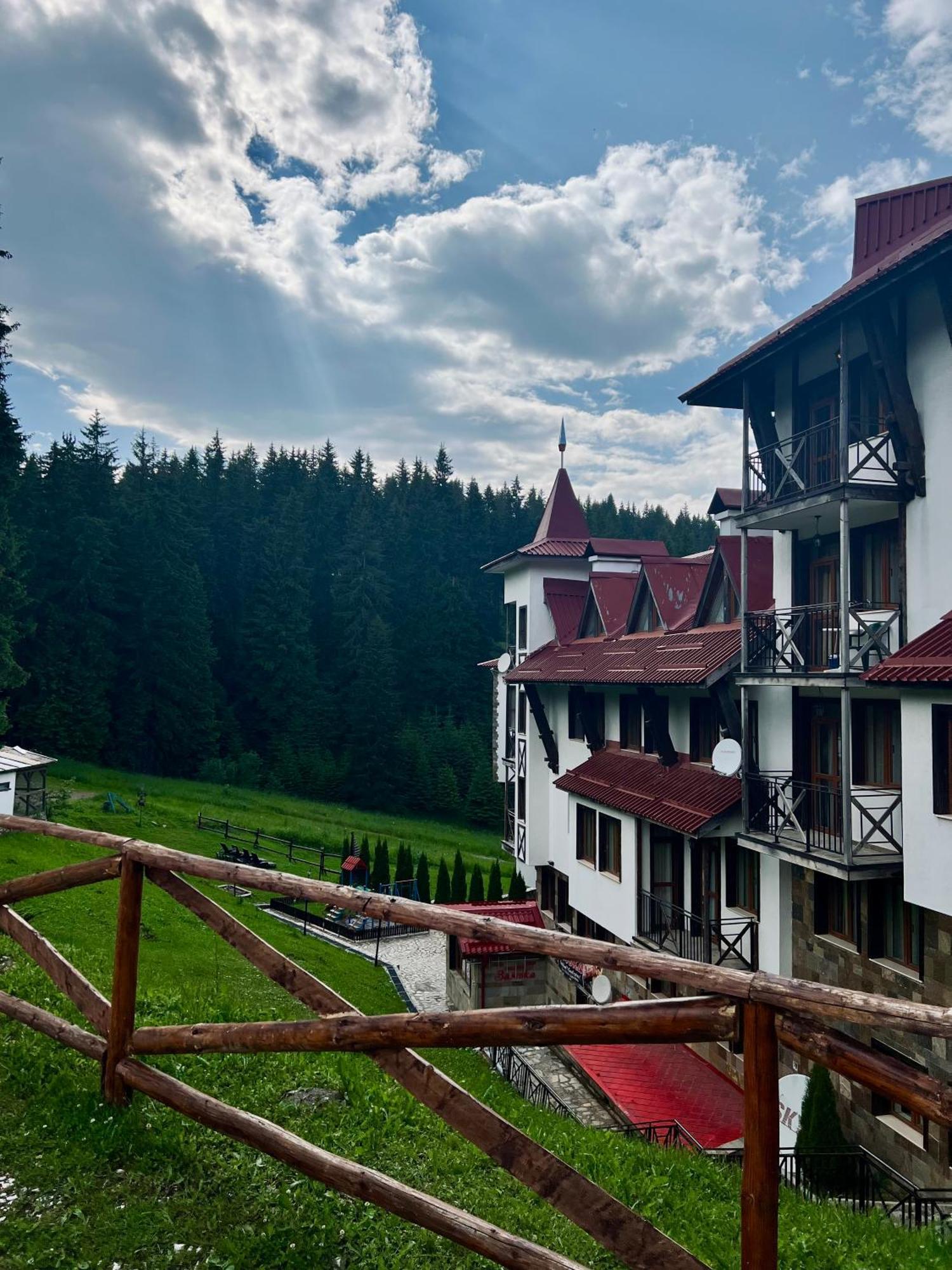Апартамент Касъл Pamporovo Exterior photo